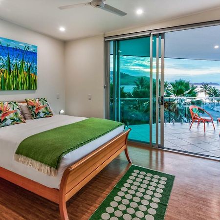 Pavillions Penthouse 25 - Luxury Waterfront Apartment With Private Roof Top Pool And Buggy Đảo Hamilton Ngoại thất bức ảnh
