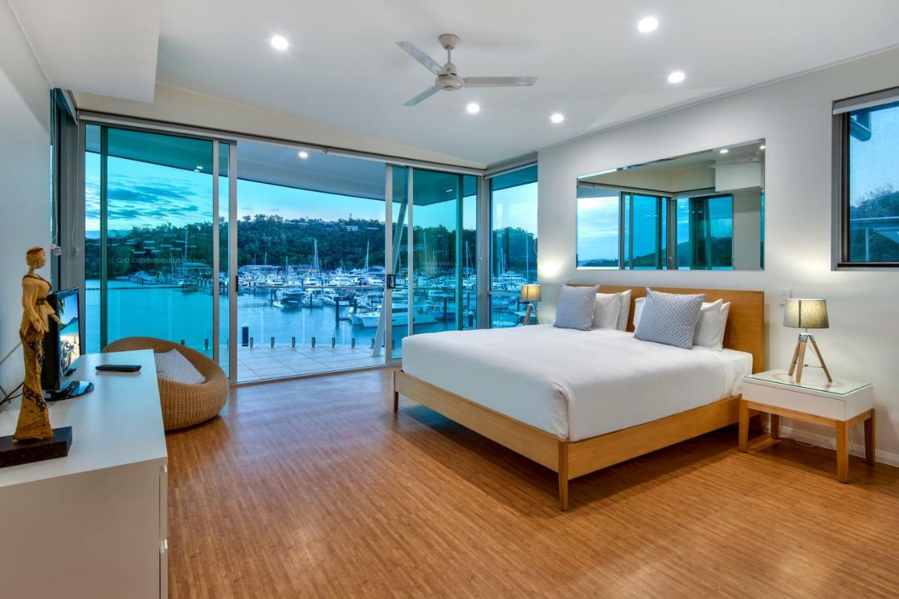 Pavillions Penthouse 25 - Luxury Waterfront Apartment With Private Roof Top Pool And Buggy Đảo Hamilton Ngoại thất bức ảnh