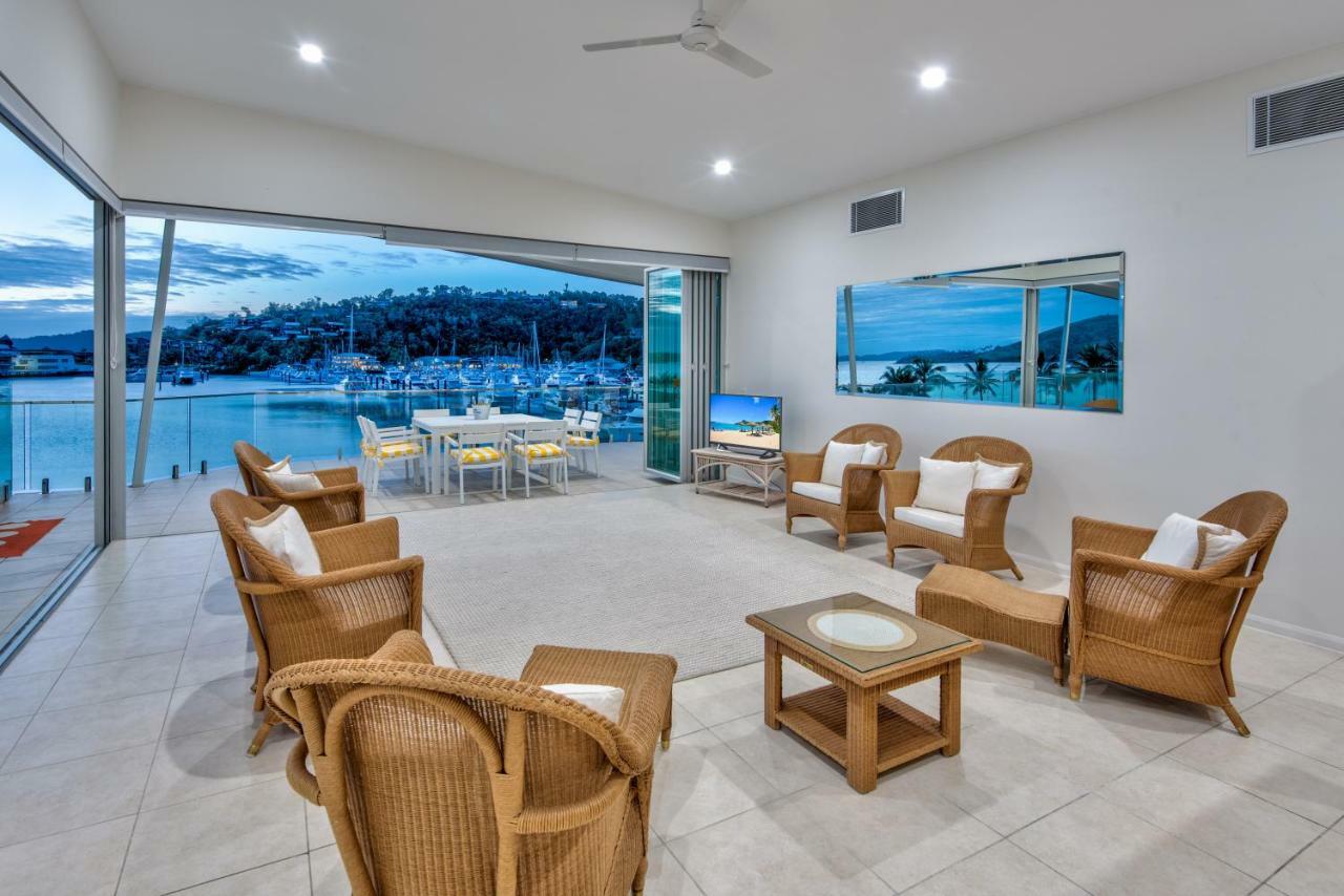 Pavillions Penthouse 25 - Luxury Waterfront Apartment With Private Roof Top Pool And Buggy Đảo Hamilton Ngoại thất bức ảnh