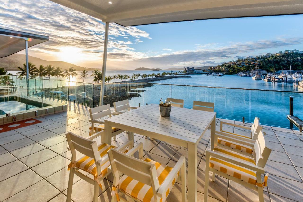 Pavillions Penthouse 25 - Luxury Waterfront Apartment With Private Roof Top Pool And Buggy Đảo Hamilton Ngoại thất bức ảnh