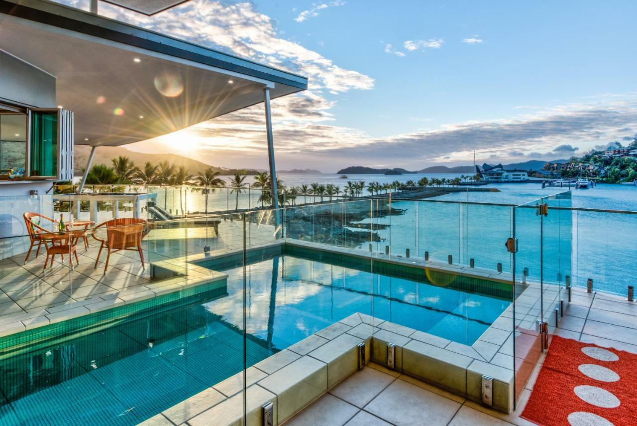Pavillions Penthouse 25 - Luxury Waterfront Apartment With Private Roof Top Pool And Buggy Đảo Hamilton Ngoại thất bức ảnh