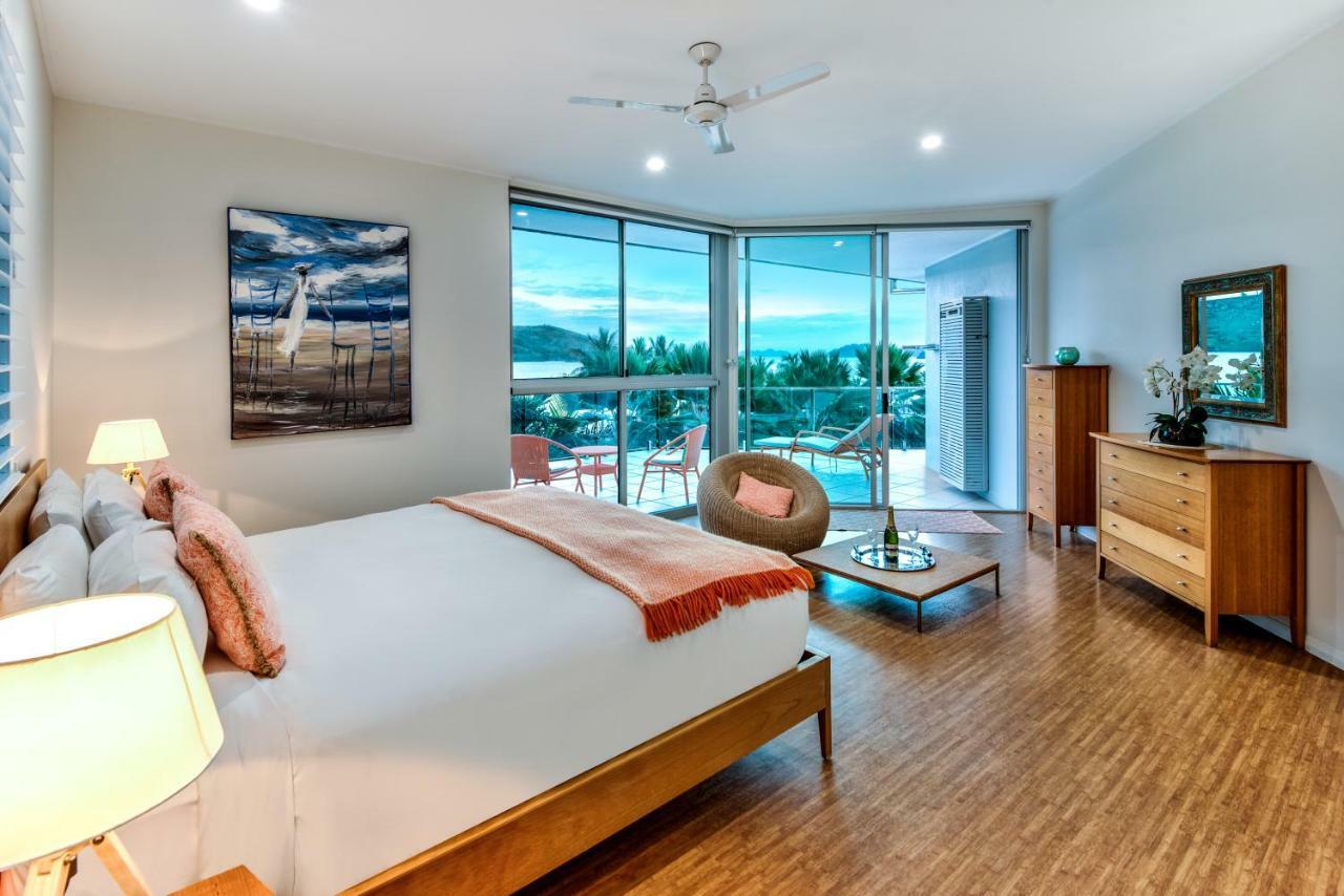 Pavillions Penthouse 25 - Luxury Waterfront Apartment With Private Roof Top Pool And Buggy Đảo Hamilton Ngoại thất bức ảnh