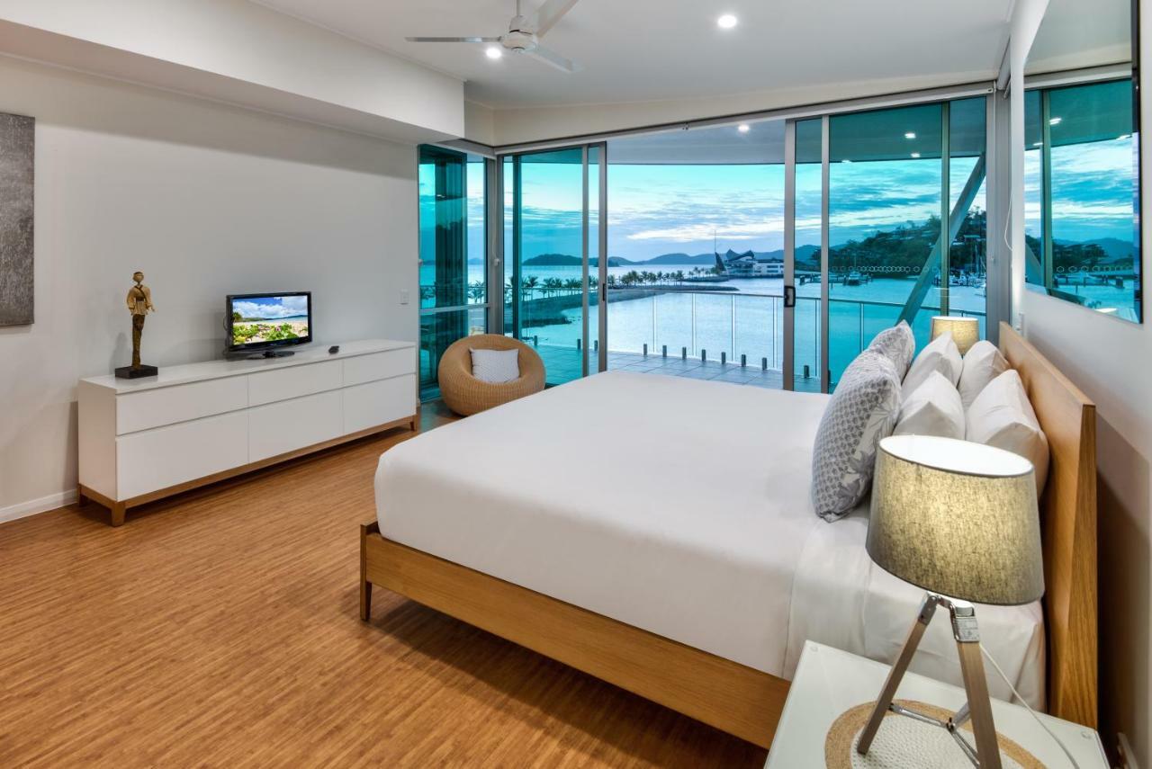 Pavillions Penthouse 25 - Luxury Waterfront Apartment With Private Roof Top Pool And Buggy Đảo Hamilton Ngoại thất bức ảnh